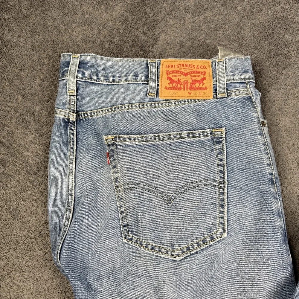 Levis 505 Jeans Mens 40 X 30 Blue Lite Straight Leg Regular Fit Denim Pants